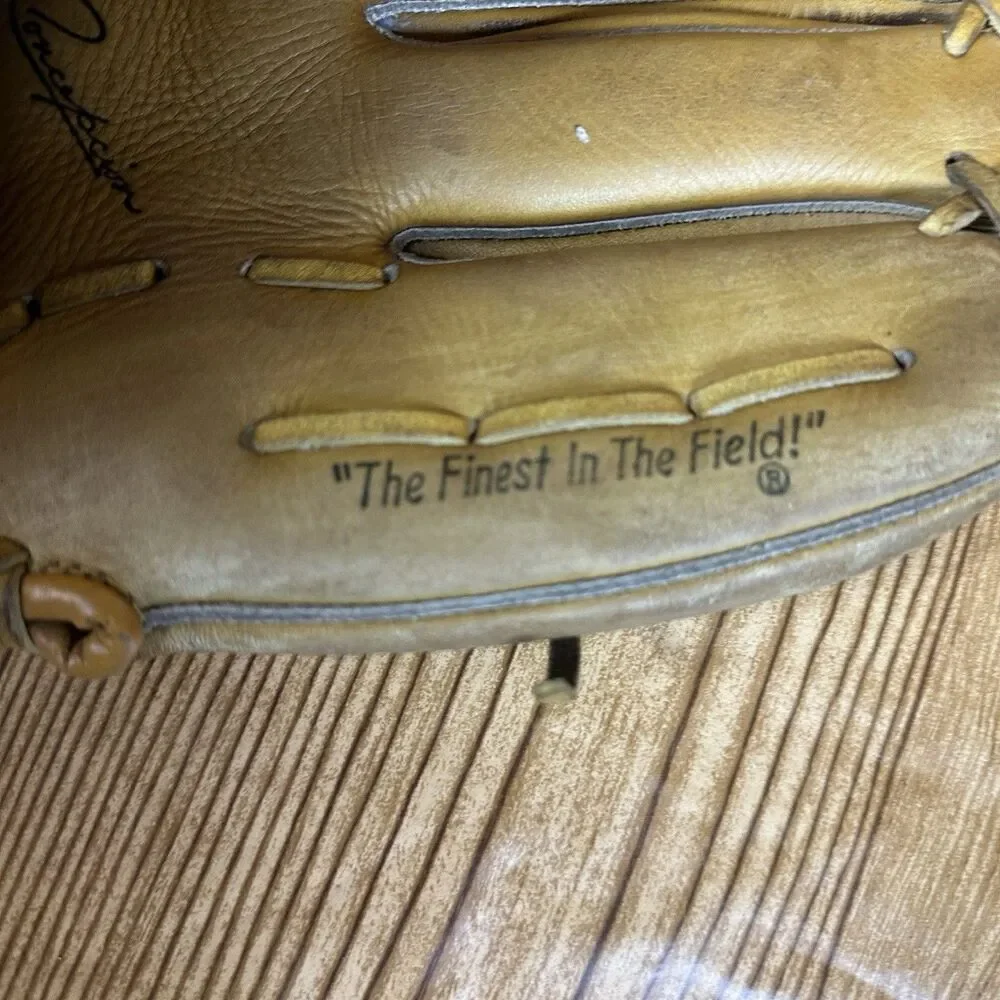 Vintage Rawlings Baseball Glove Mike ‎ Schmidt 1061 -Edge-u-Cated Heel - Picture 5 of 11